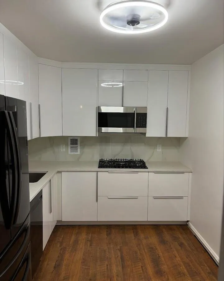 Renovated kitchen with quartz countertops in New Cumberland
